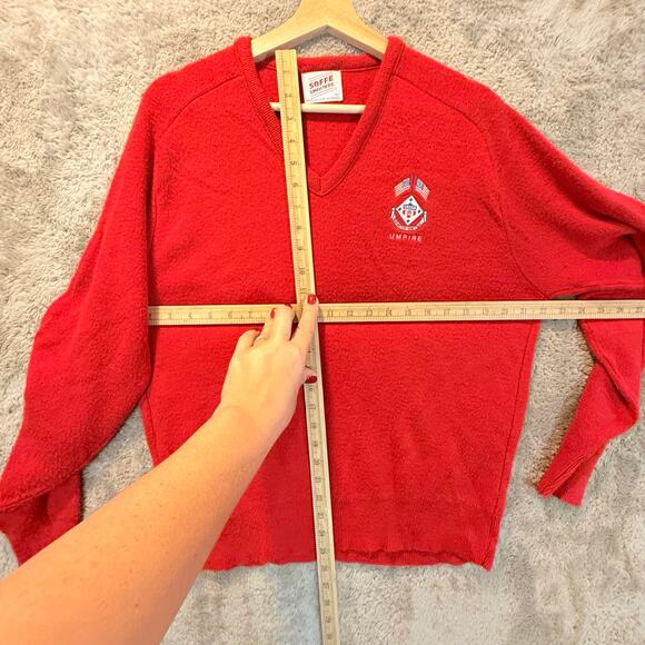 Vintage Soffe Sweaters Red V Neck Pullover L USSSA SloPitch Softball Umpire - Picture 7 of 9